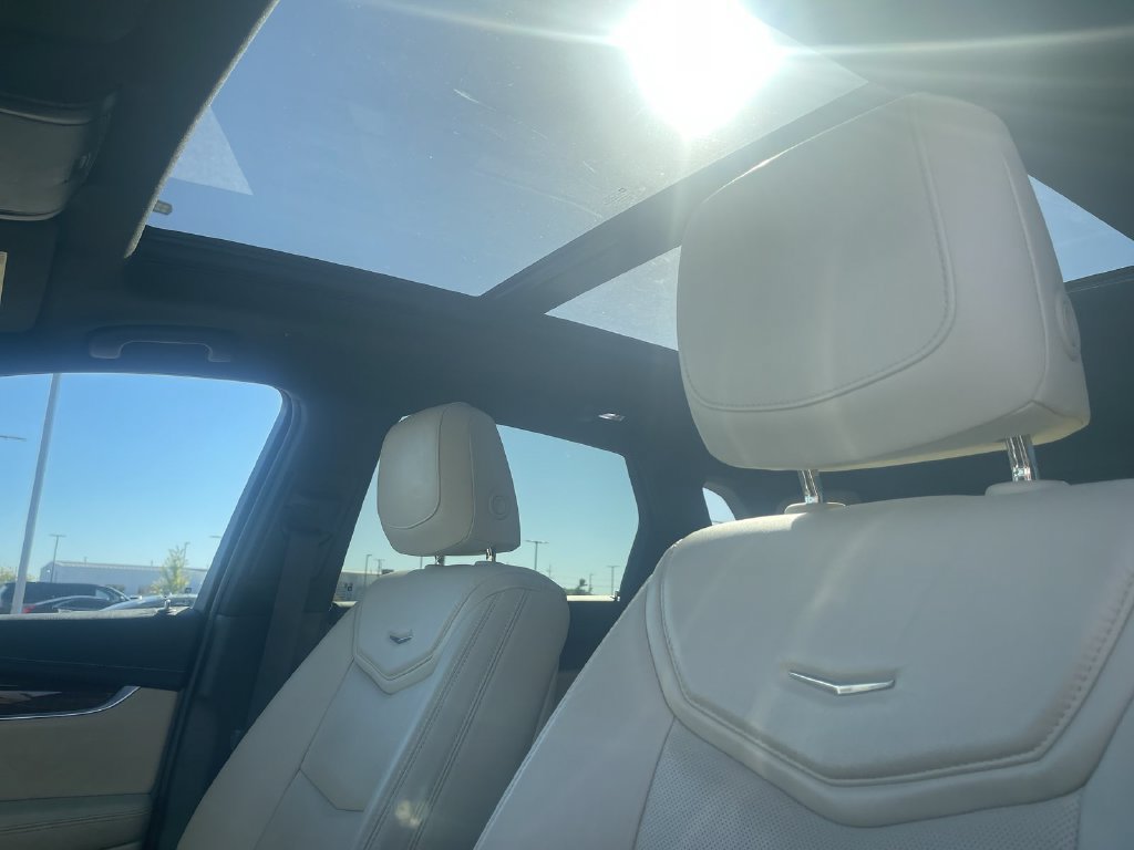 Used 2019 Cadillac XT5 Luxury FWD image 7