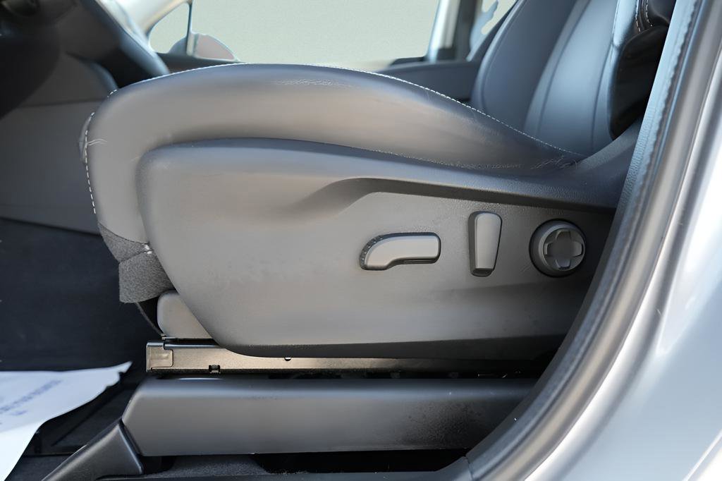 Used 2024 Subaru Ascent Touring AWD/4WD image 26