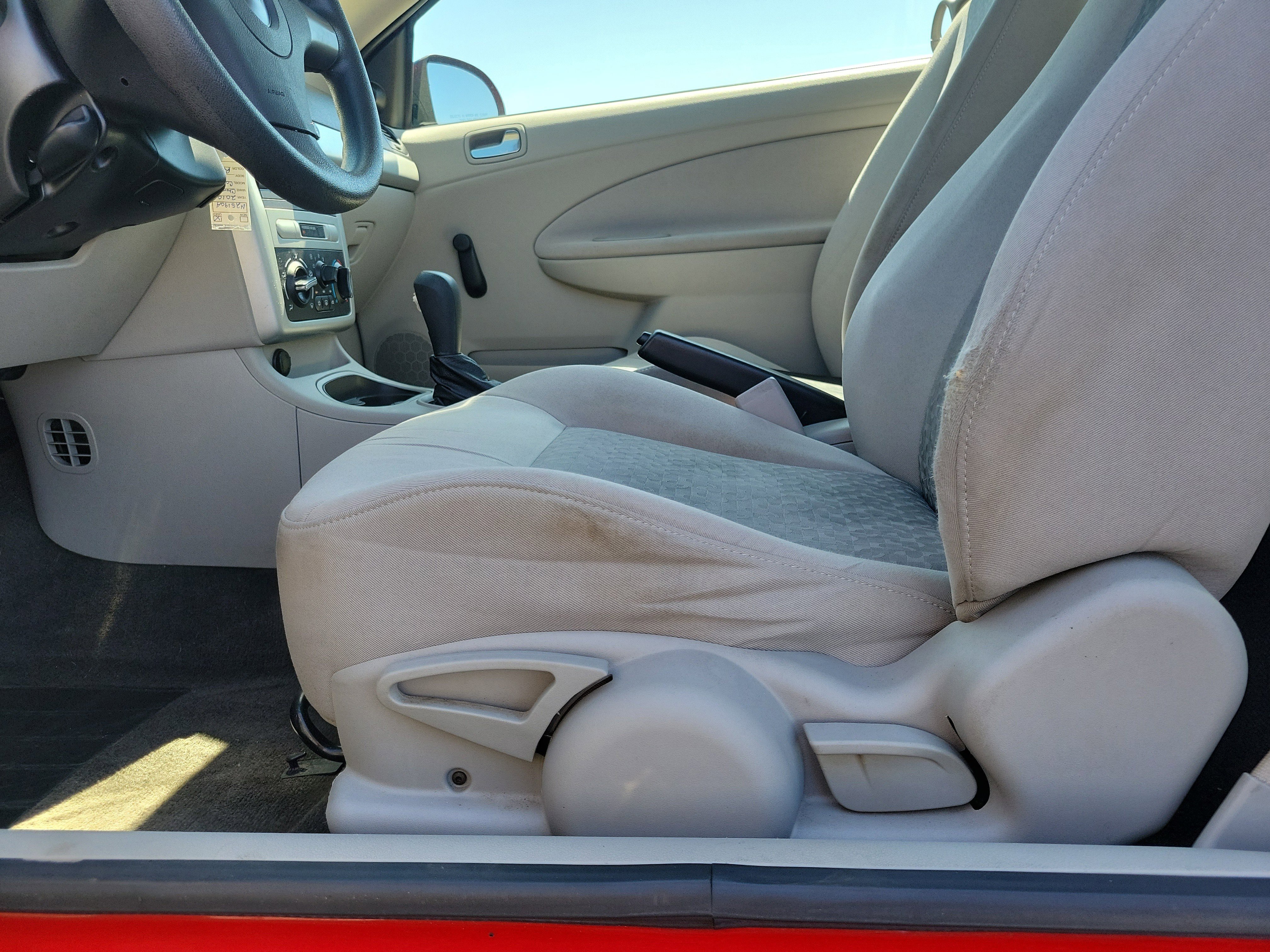 Used 2010 Chevrolet Cobalt LS image 11