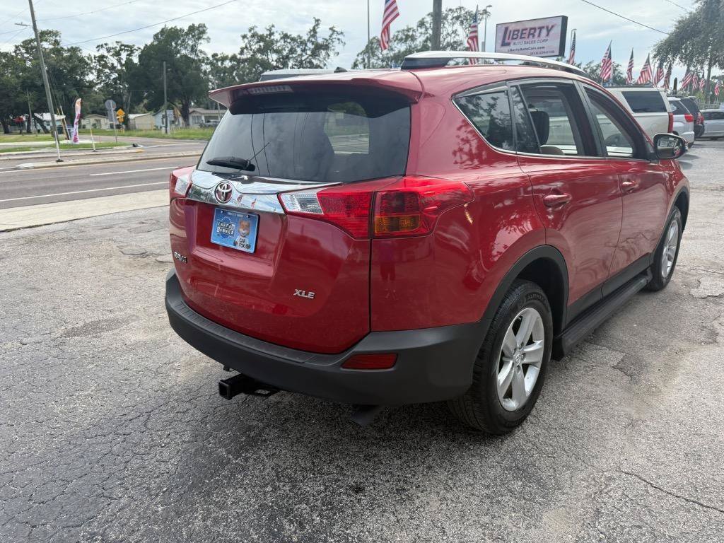 Used 2013 Toyota RAV4 XLE FWD image 10