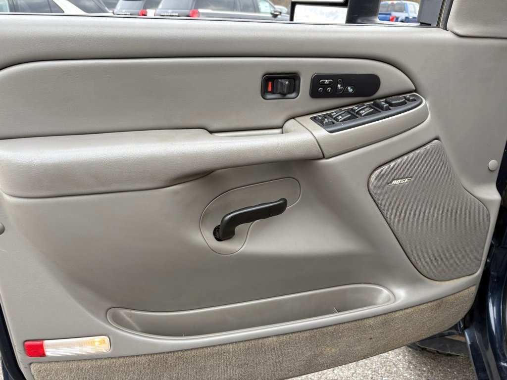 Used 2005 Chevrolet Silverado 3500 LT w/ Heavy-Duty Power Package image 37