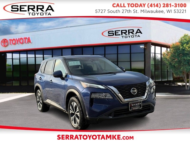 Used 2021 Nissan Rogue SV image 1