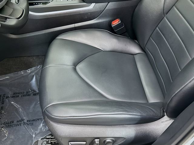 Used 2023 Toyota Highlander XLE image 19