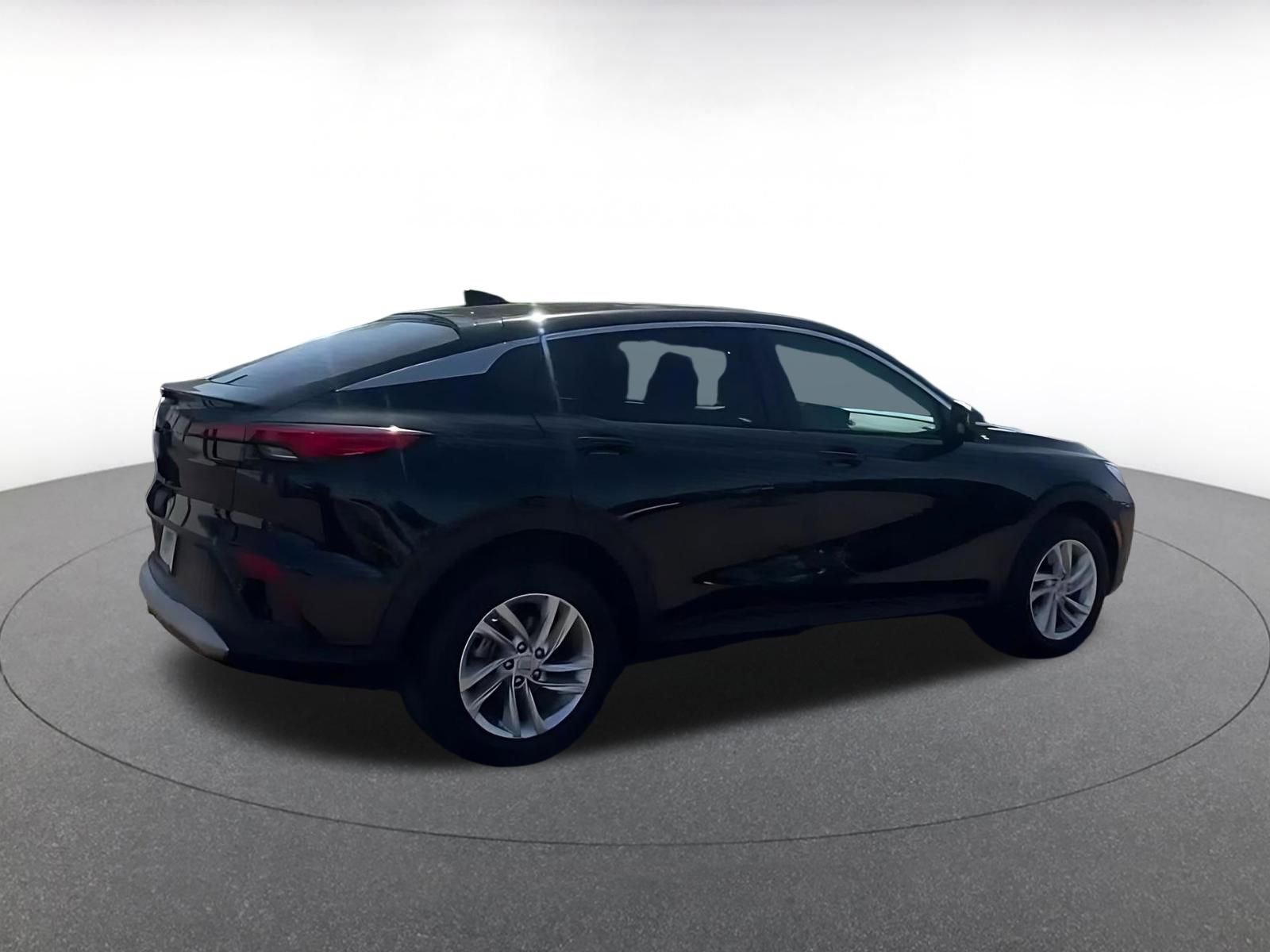 Used 2025 Buick Envista Preferred image 15