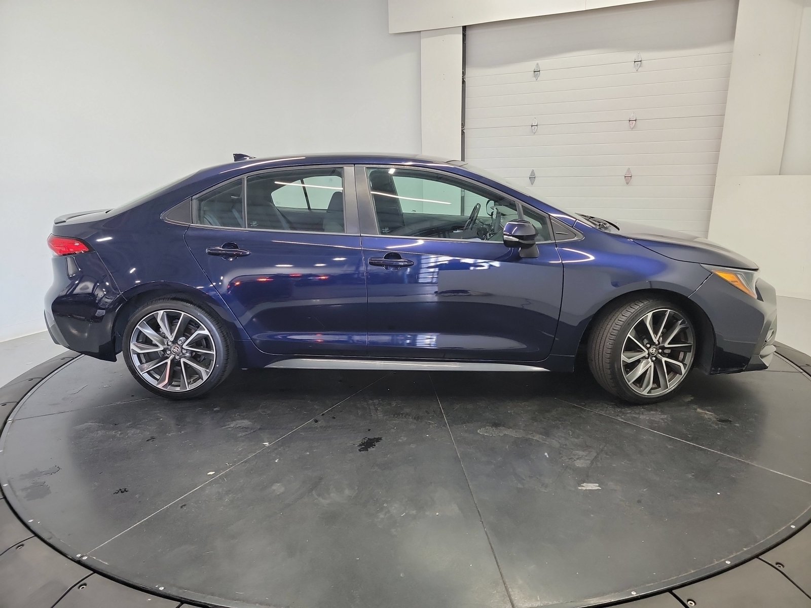Used 2022 Toyota Corolla SE FWD image 11