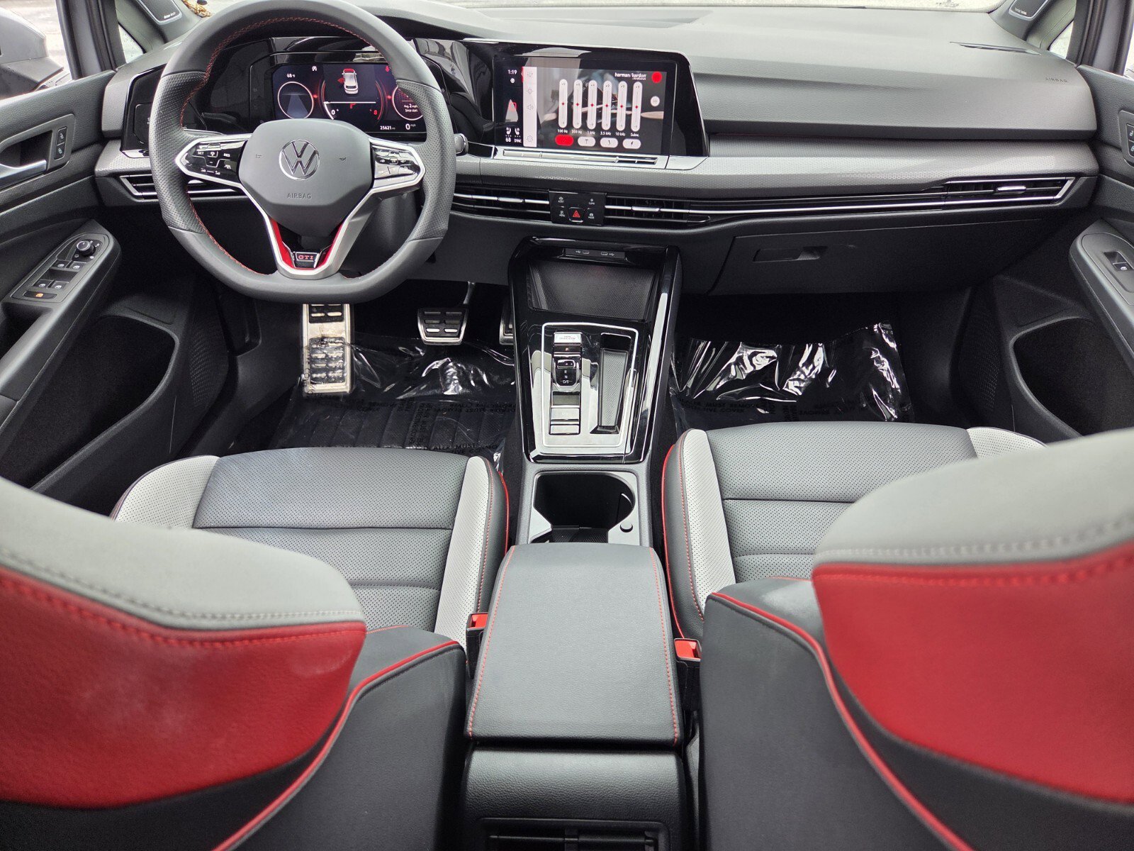 Used 2024 Volkswagen GTI Autobahn image 13