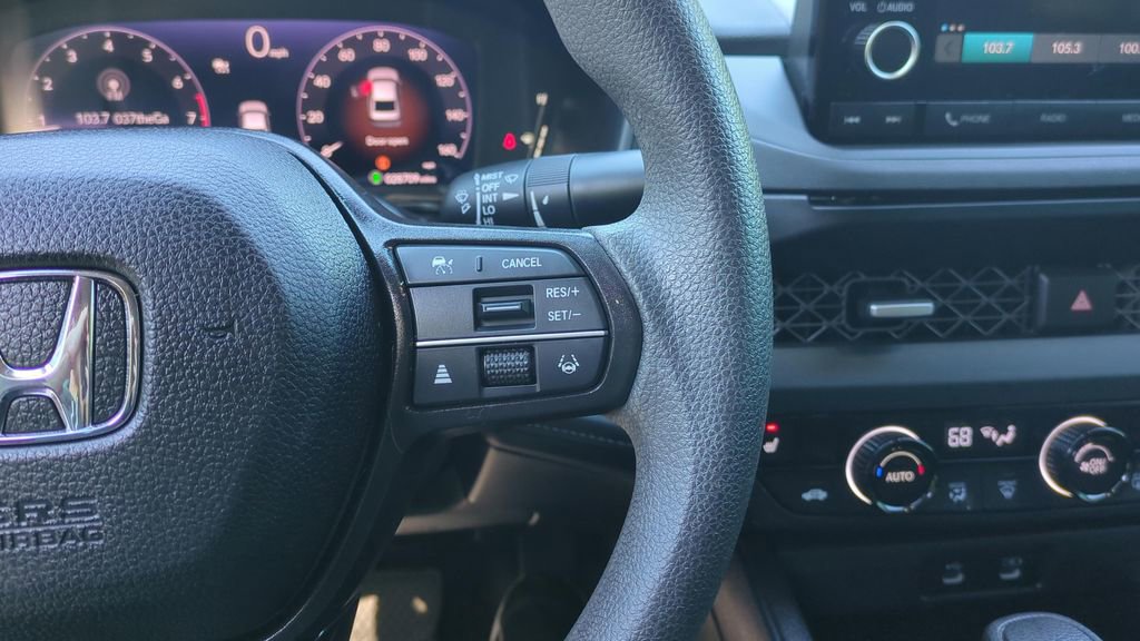 Used 2023 Honda Accord EX image 25