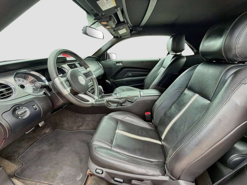 Used 2013 Ford Mustang GT Premium w/ Electronics Pkg RWD image 23