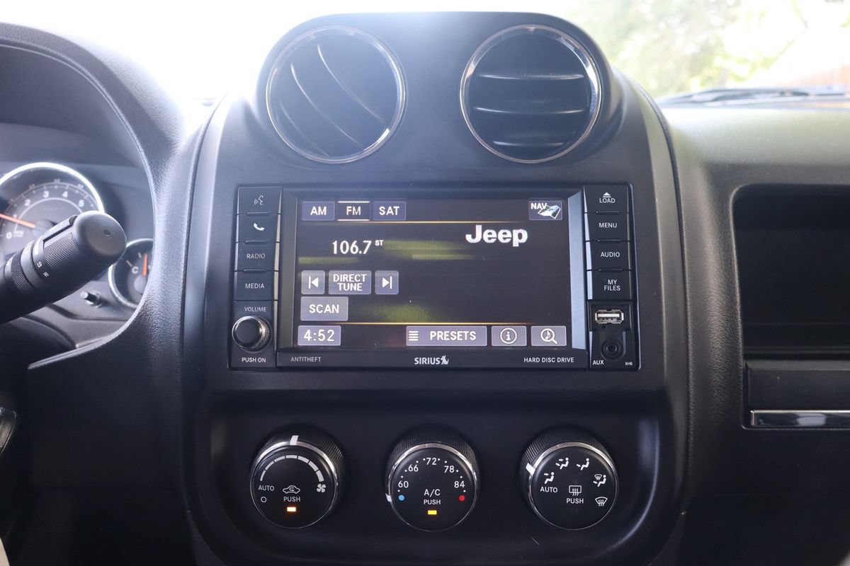Used 2015 Jeep Patriot Limited w/ Sun/Sound Group FWD image 34