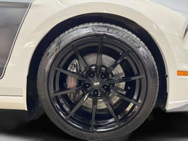 Used 2013 Ford Mustang Boss 302 w/ Boss 302 Accessory Pkg image 62