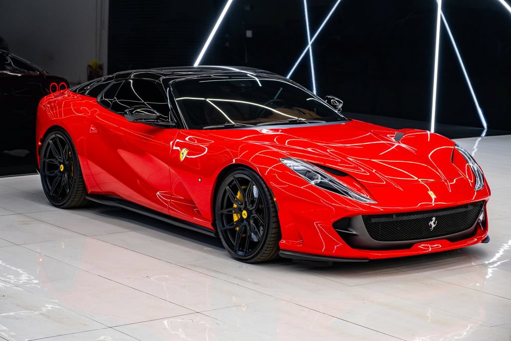 Used 2021 Ferrari 812 GTS RWD image 24