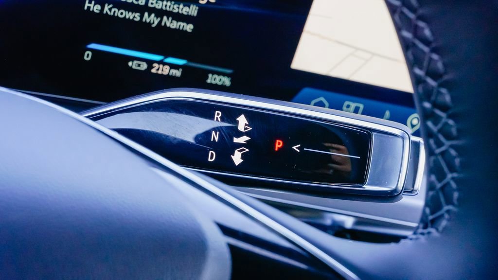 New 2026 Cadillac Lyriq Luxury image 21