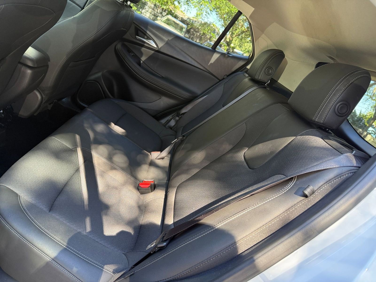 Used 2025 Buick Encore GX Preferred image 20