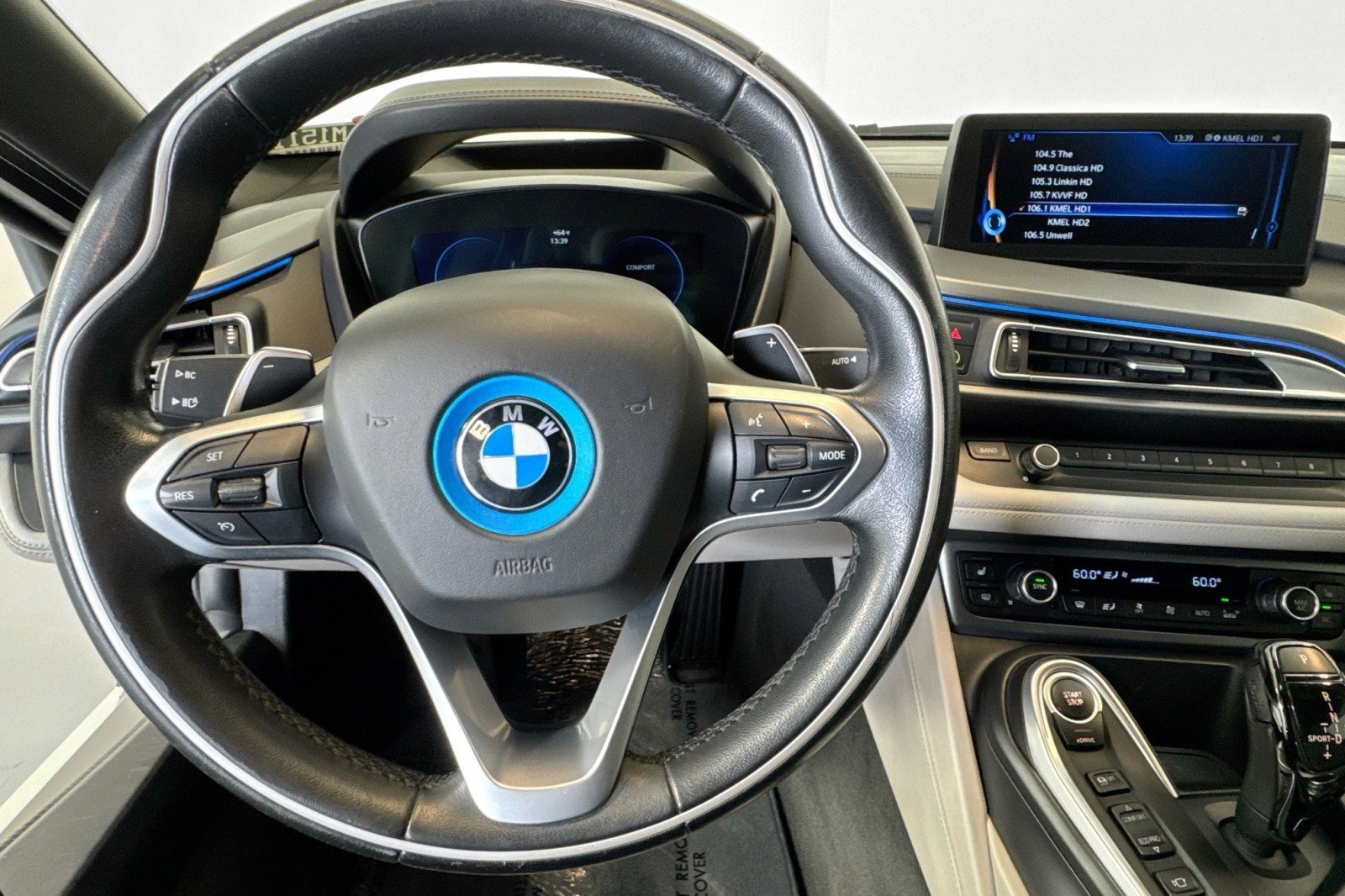Used 2015 BMW i8 image 11