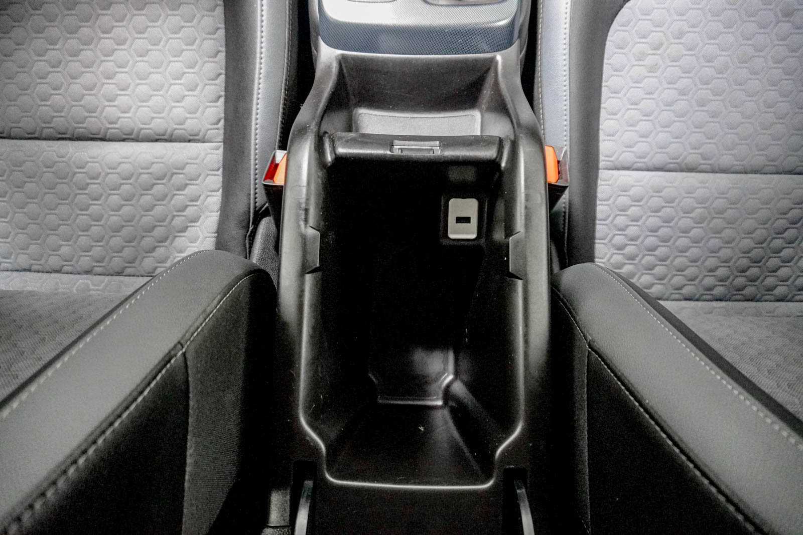 Used 2015 Chevrolet Colorado Z71 AWD/4WD image 27