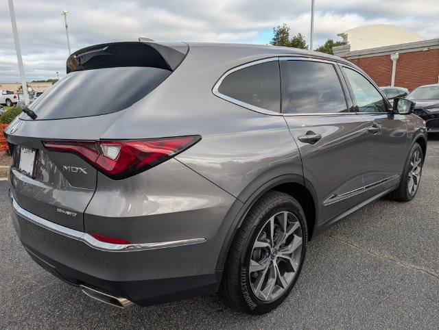 Used 2024 Acura MDX w/ Technology Package AWD/4WD image 16