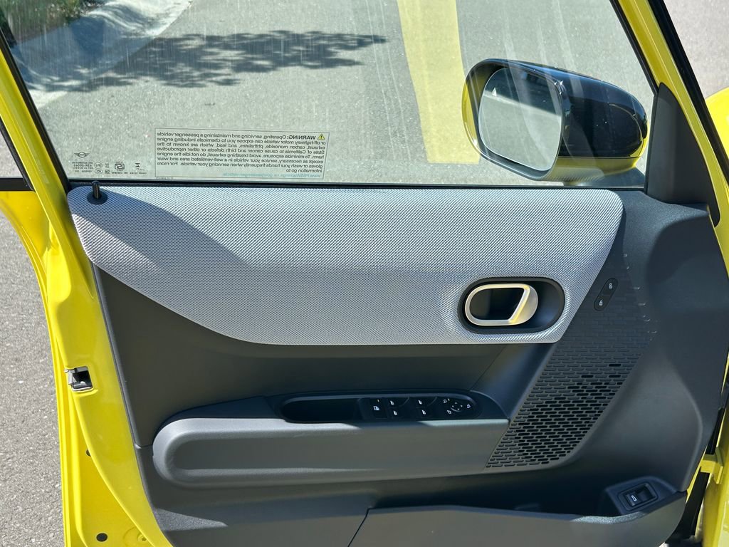 Used 2025 MINI Cooper S FWD image 11