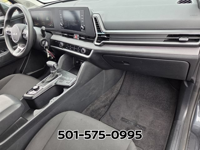 Used 2025 Kia Sportage LX FWD image 17