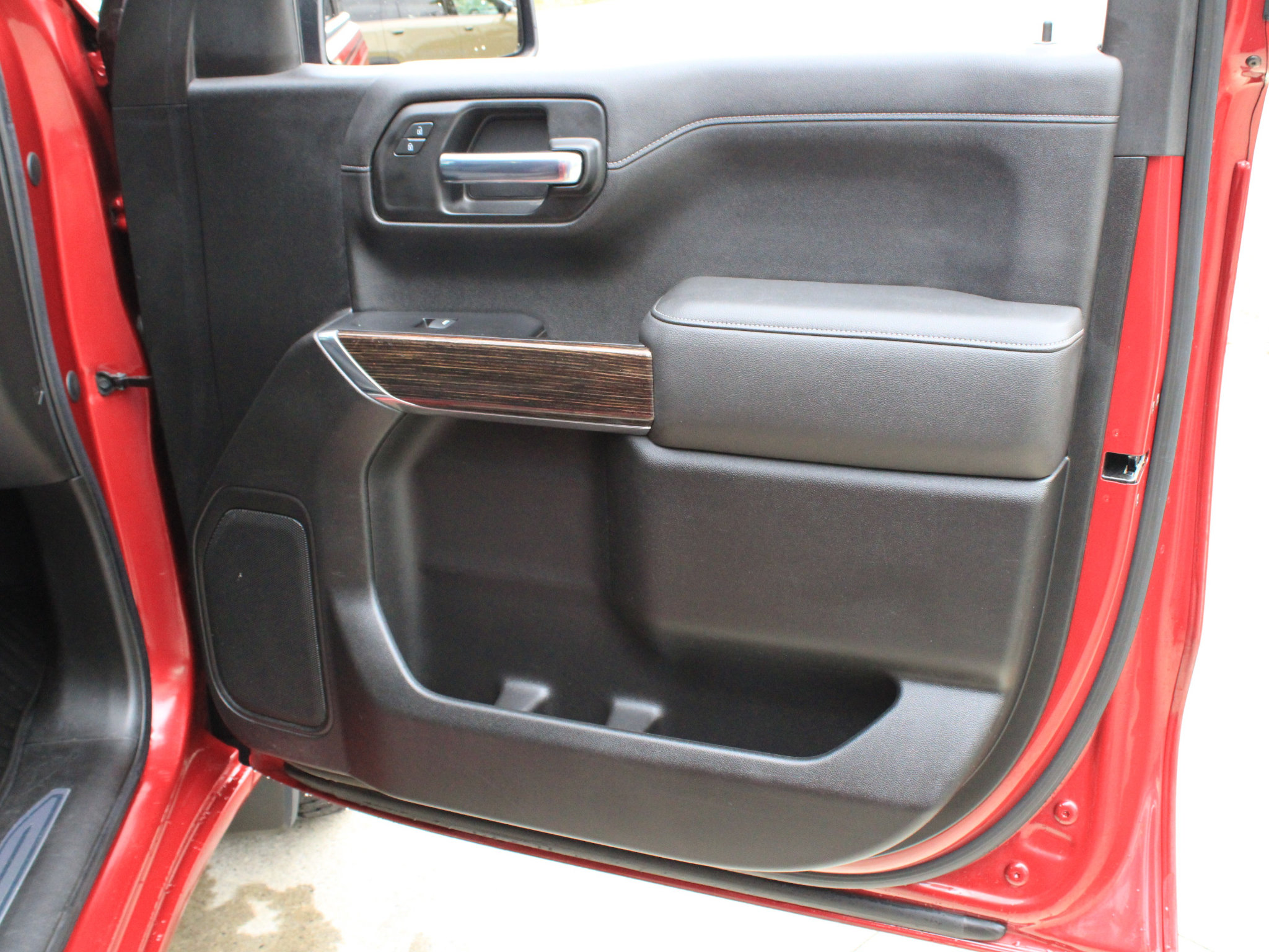 Used 2020 GMC Sierra 1500 SLE w/ SLE Value Package AWD/4WD image 22
