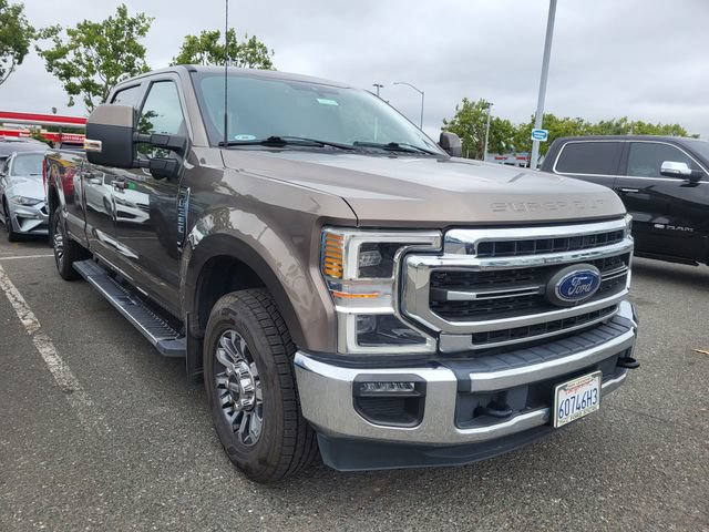 Used 2022 Ford F350 Lariat RWD image 2