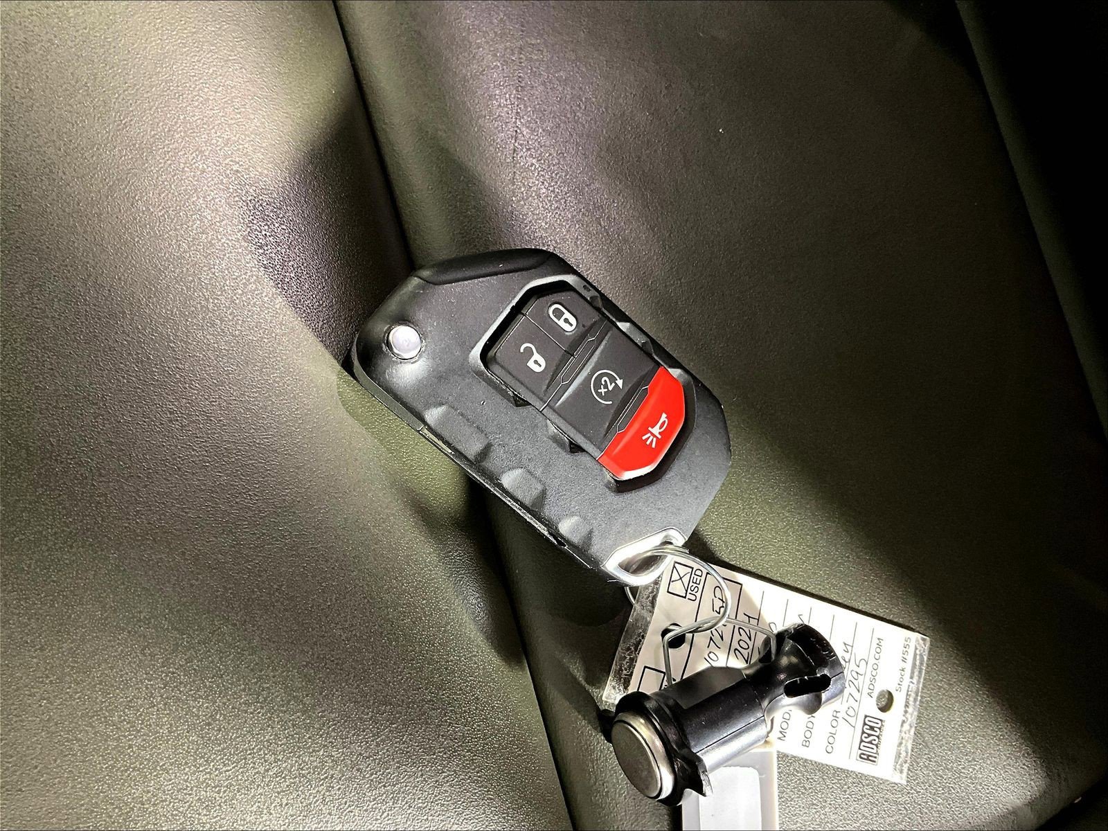 Used 2024 Jeep Gladiator Mojave AWD/4WD image 29