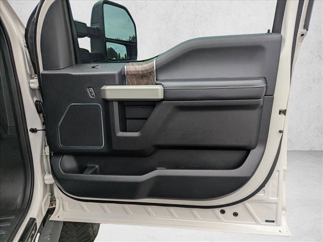 Used 2019 Ford F350 Lariat w/ Lariat Ultimate Package AWD/4WD image 27