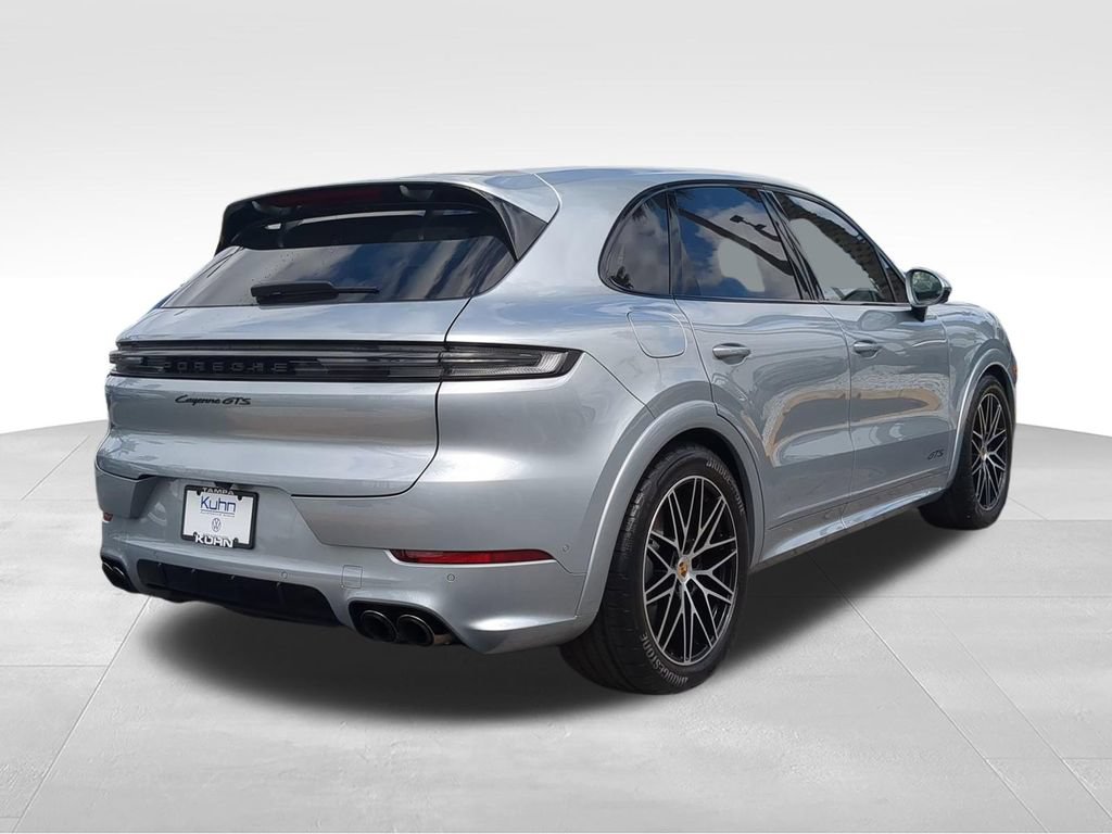 Used 2025 Porsche Cayenne GTS AWD/4WD image 4