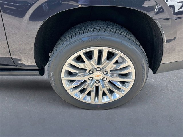 New 2026 Chevrolet Suburban Premier image 11