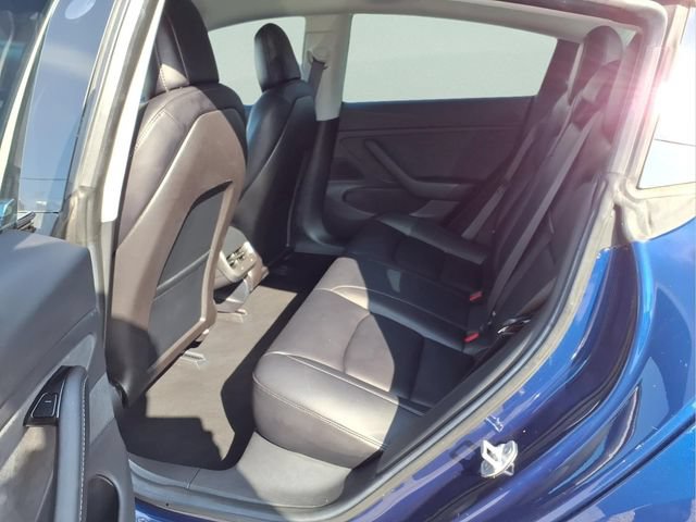 Used 2018 Tesla Model 3 Long Range RWD image 15