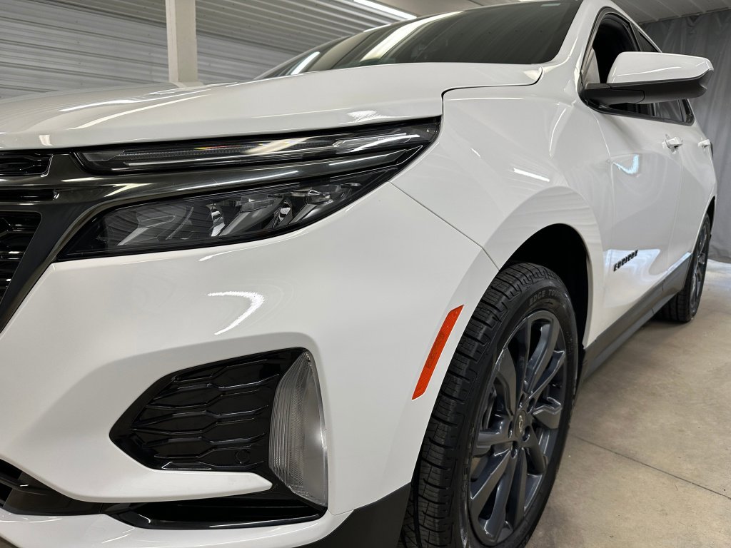 Certified 2022 Chevrolet Equinox RS w/ LPO, Floor Liner Package image 34