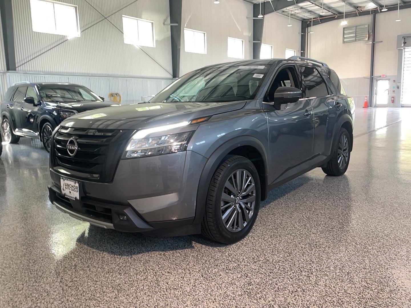 Used 2024 Nissan Pathfinder SL w/ SL Premium Package AWD/4WD image 3
