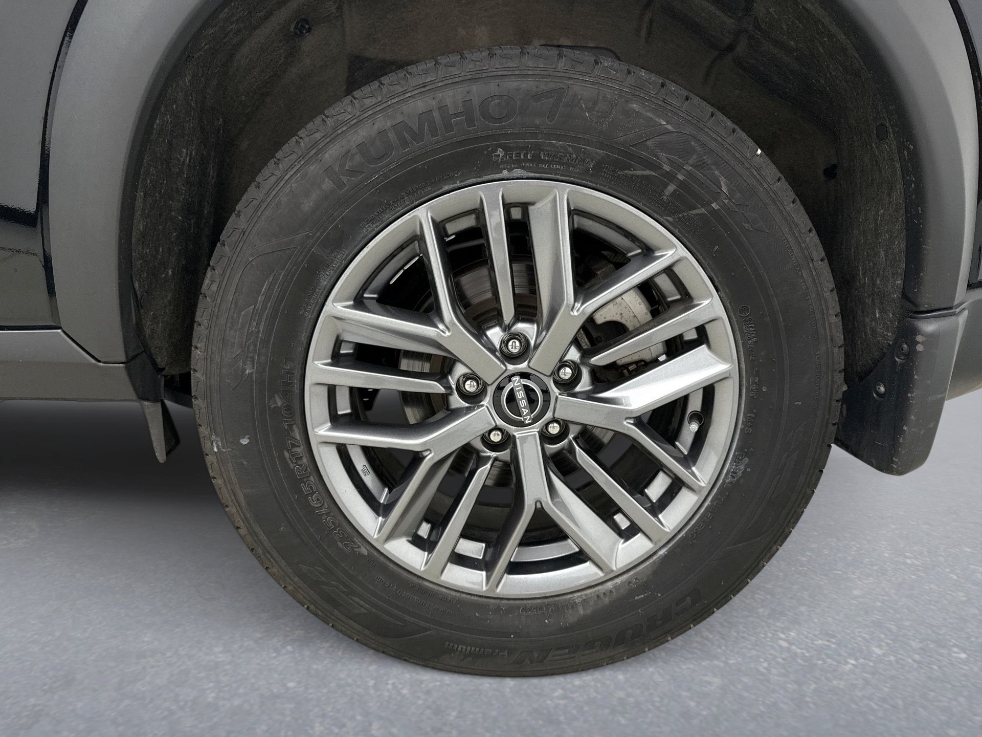 Used 2024 Nissan Rogue S AWD/4WD image 20