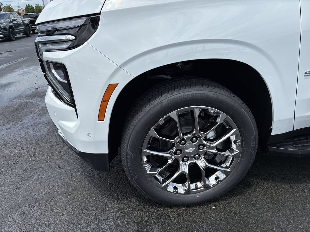 New 2026 Chevrolet Suburban LT w/ LPO, Chrome Package AWD/4WD image 10