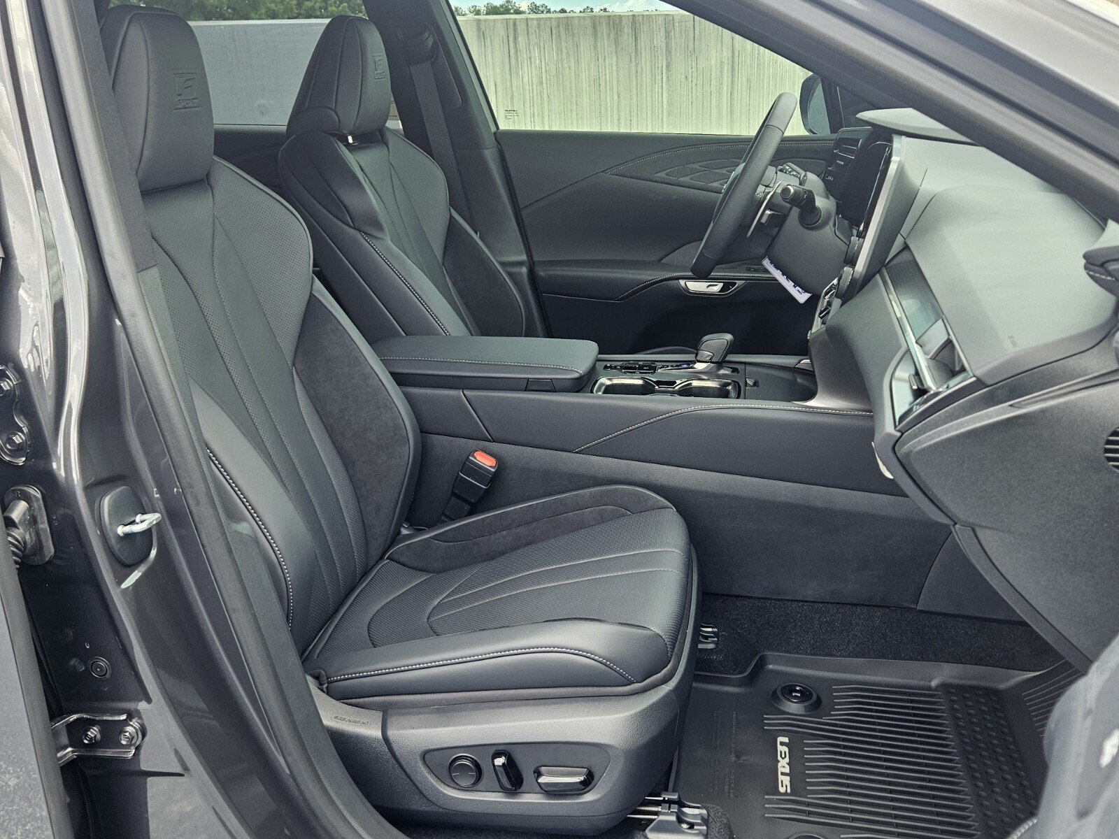 New 2026 Lexus RX 500h F Sport AWD/4WD image 19