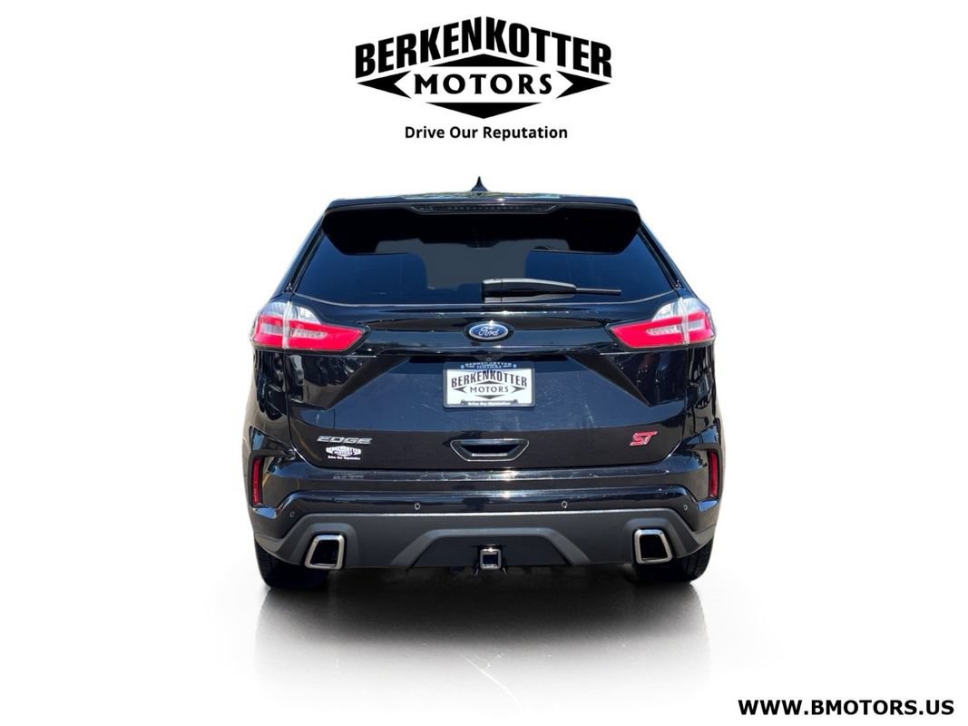 Used 2019 Ford Edge ST w/ Convenience Package AWD/4WD image 4