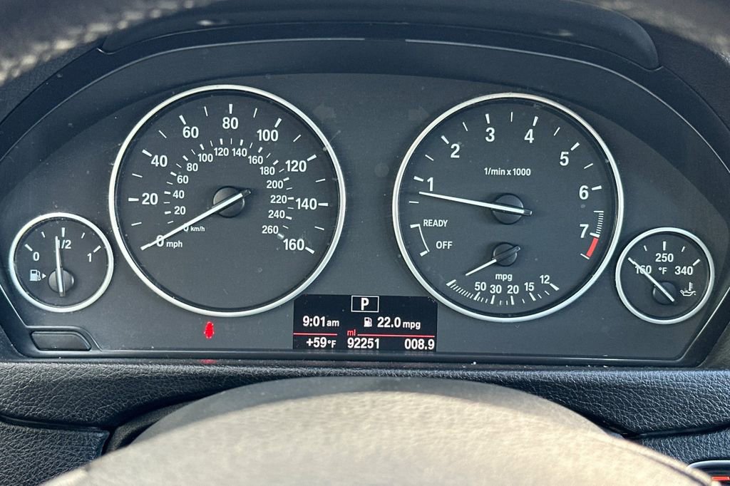 Used 2017 BMW 320i Sedan RWD image 26