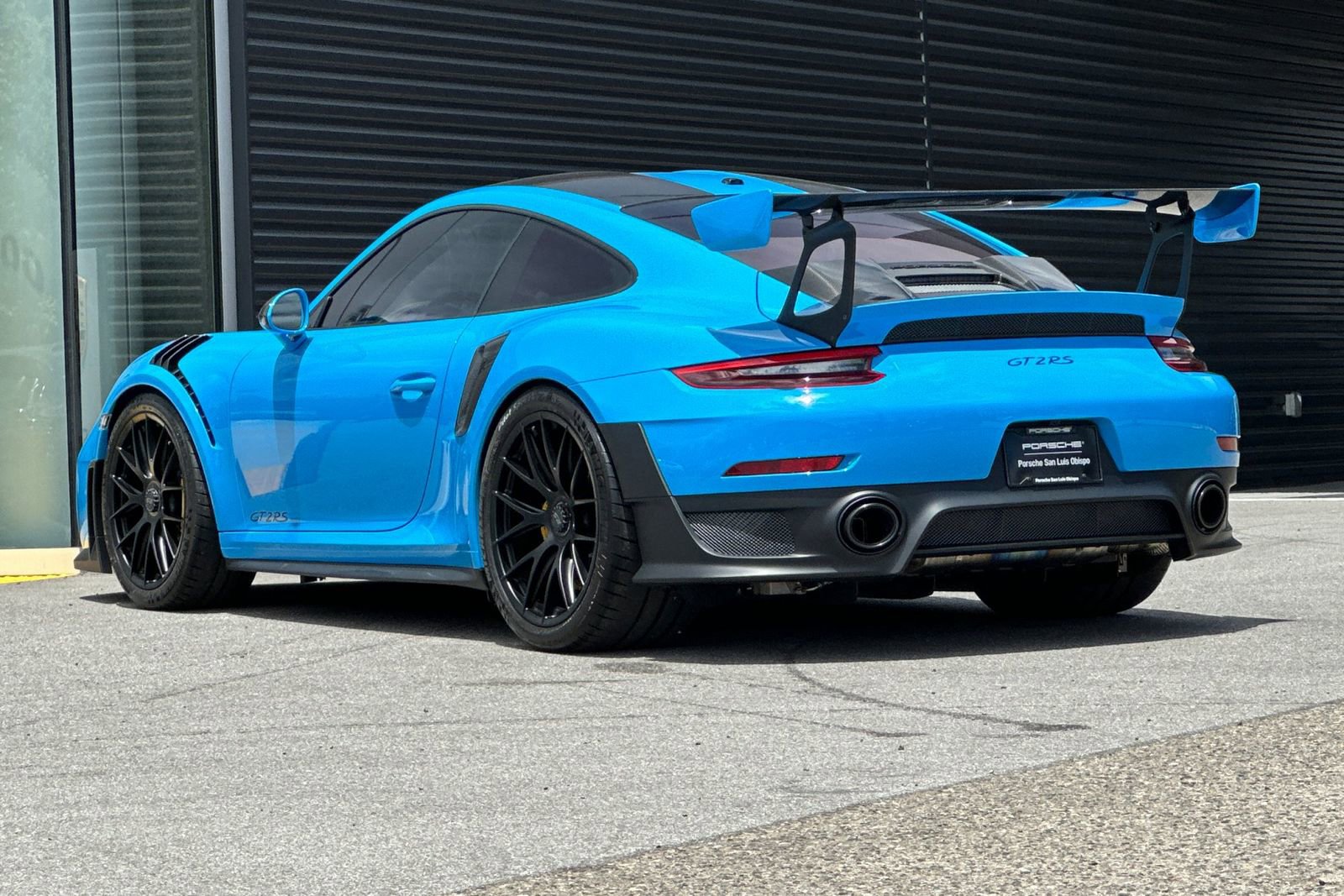 Certified 2018 Porsche 911 GT2 RS RWD image 3