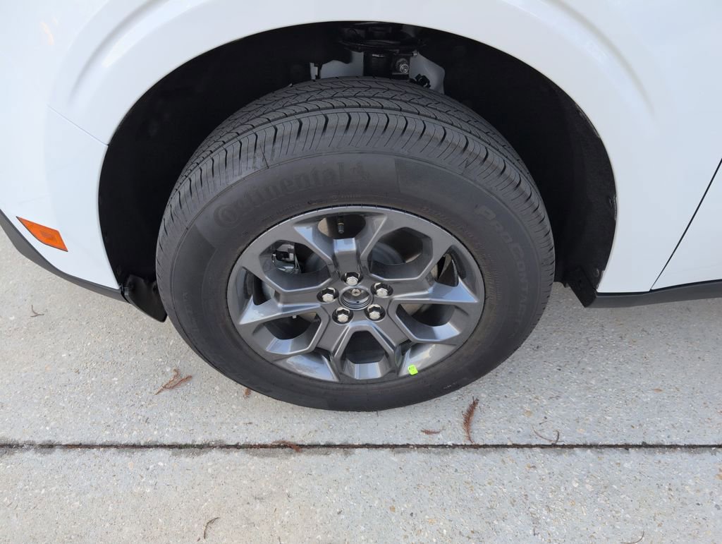 New 2026 Ford Maverick XLT image 17