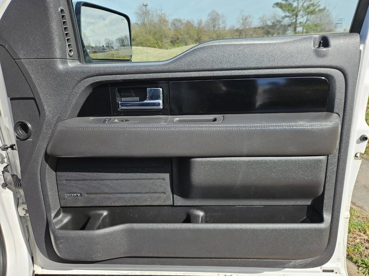 Used 2014 Ford F150 Limited AWD/4WD image 17