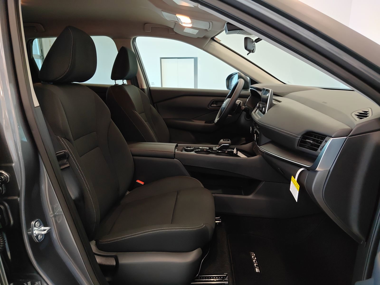 New 2026 Nissan Rogue S image 17