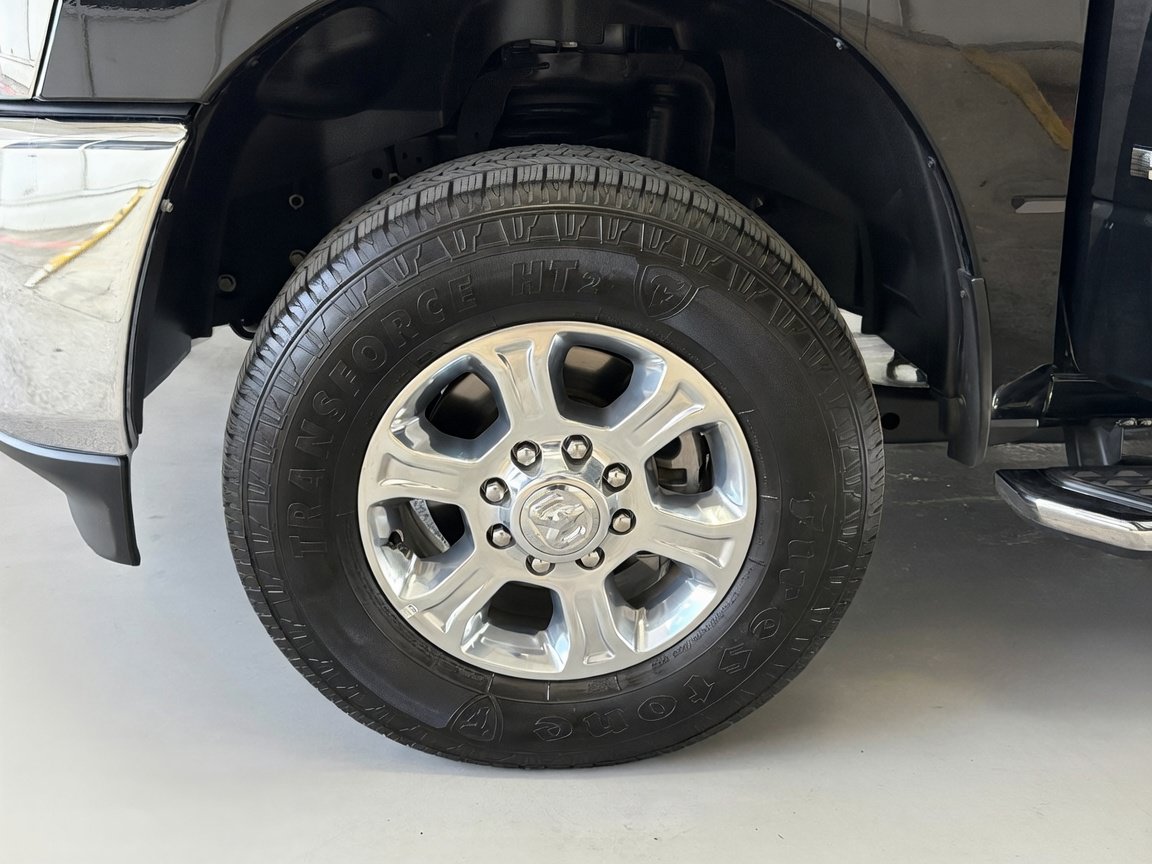 Used 2025 RAM 2500 Big Horn AWD/4WD image 21