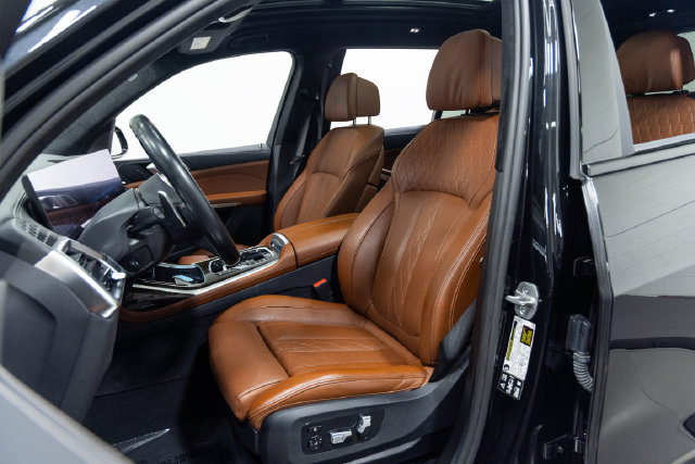 Certified 2024 BMW X7 M60i AWD/4WD image 21