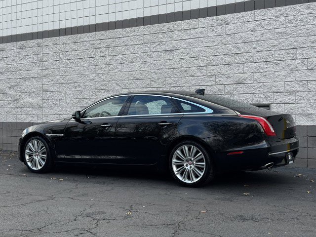 Used 2017 Jaguar XJ L Supercharged image 13