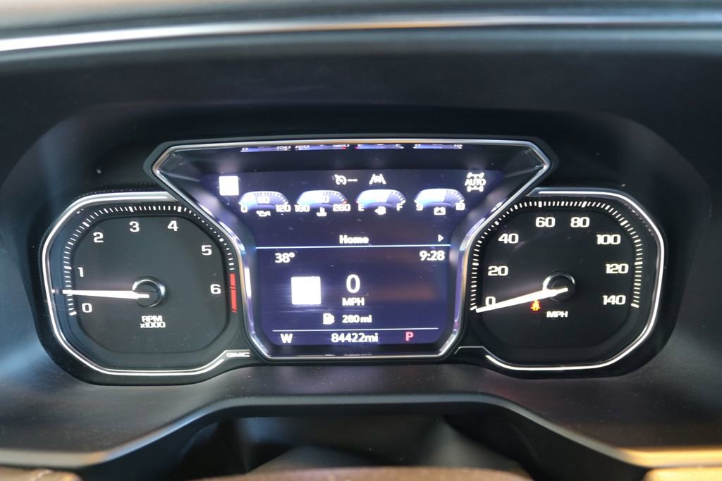 Used 2021 GMC Yukon Denali w/ LPO, Illumination Package image 17