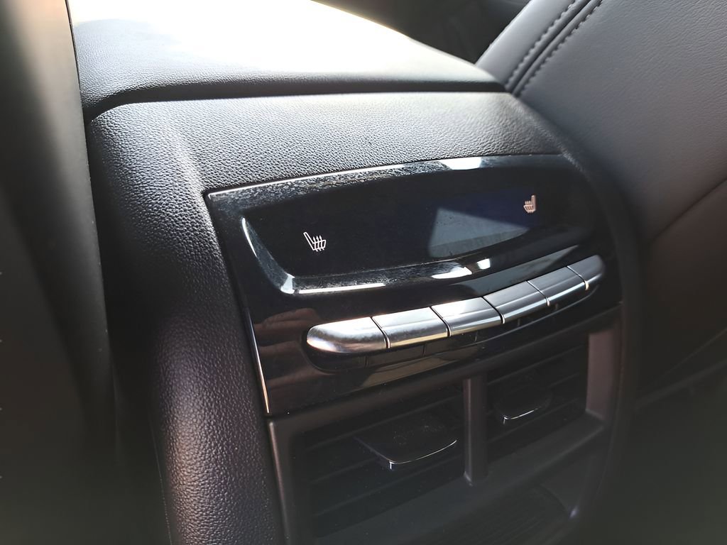 Used 2021 Cadillac XT5 Premium Luxury w/ LPO, Floor Liner Package image 10