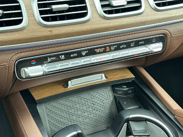 Certified 2024 Mercedes-Benz GLS 450 4MATIC image 32