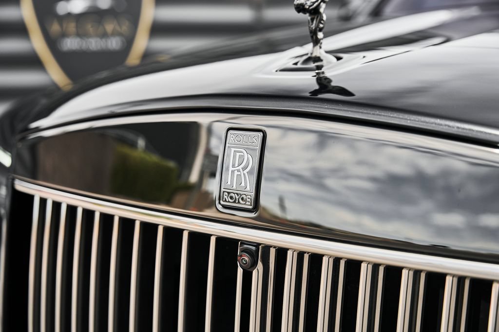 Used 2026 Rolls-Royce Cullinan Black Badge AWD/4WD image 9