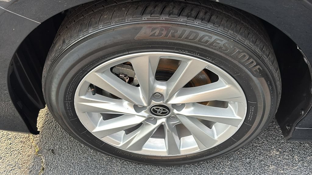 Used 2024 Toyota Camry LE FWD image 30