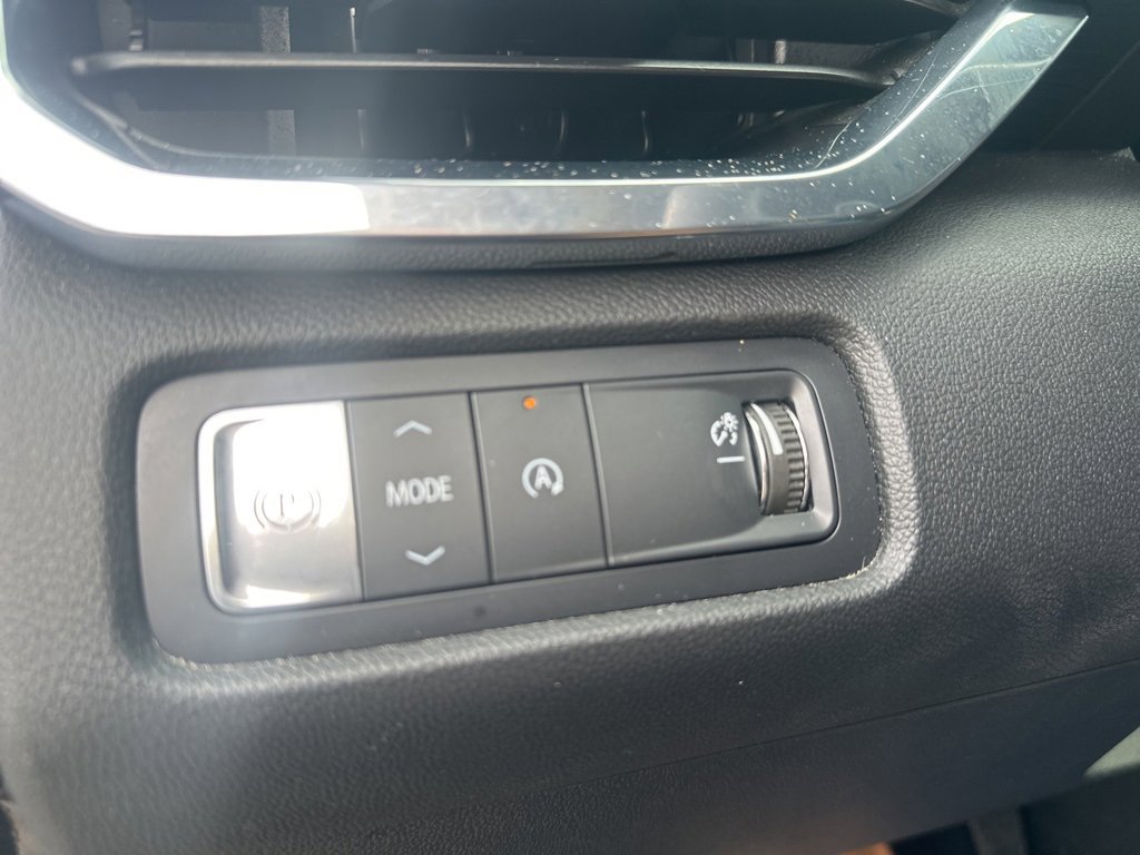 Used 2025 GMC Acadia Elevation image 22