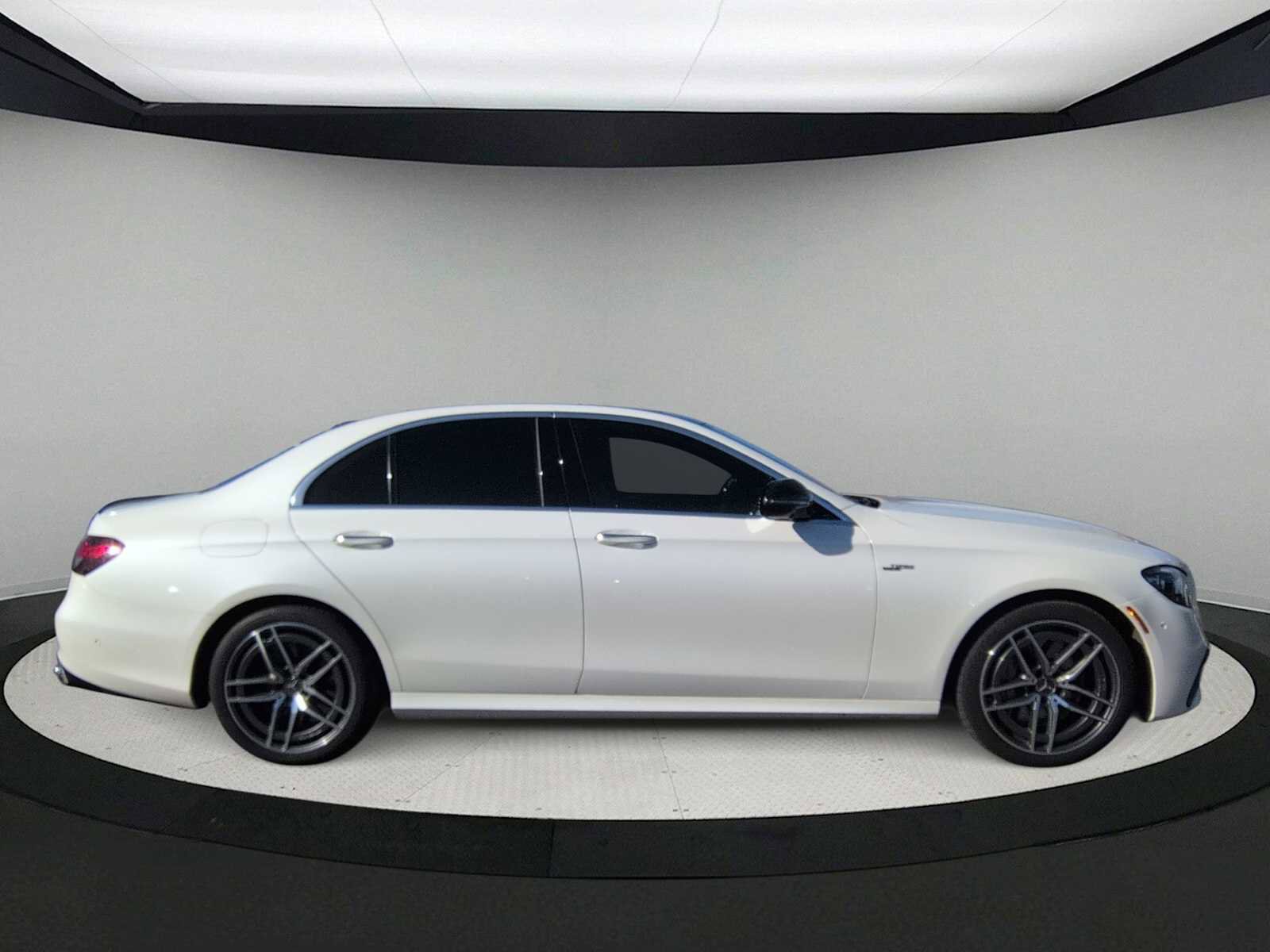 Used 2022 Mercedes-Benz E 53 AMG 4MATIC Sedan image 9